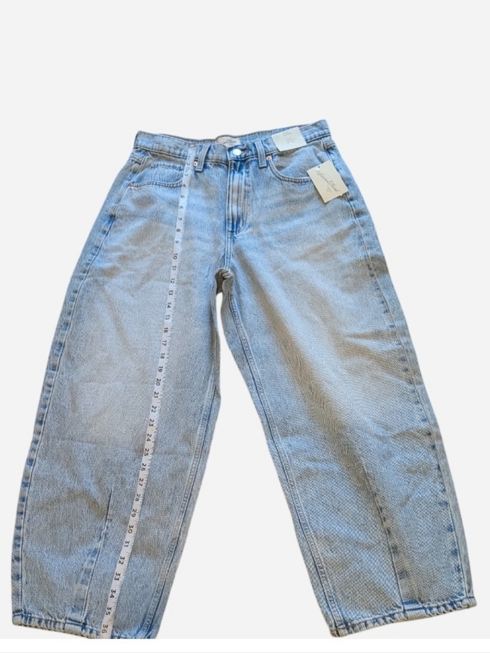 Universal Thread Light Blue Denim Jeans - Picture 3 of 13